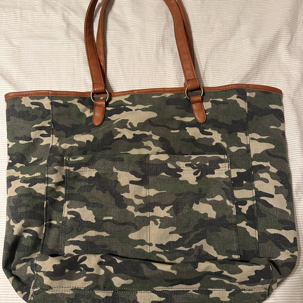 Camouflage Tote Bag with Brown Handles